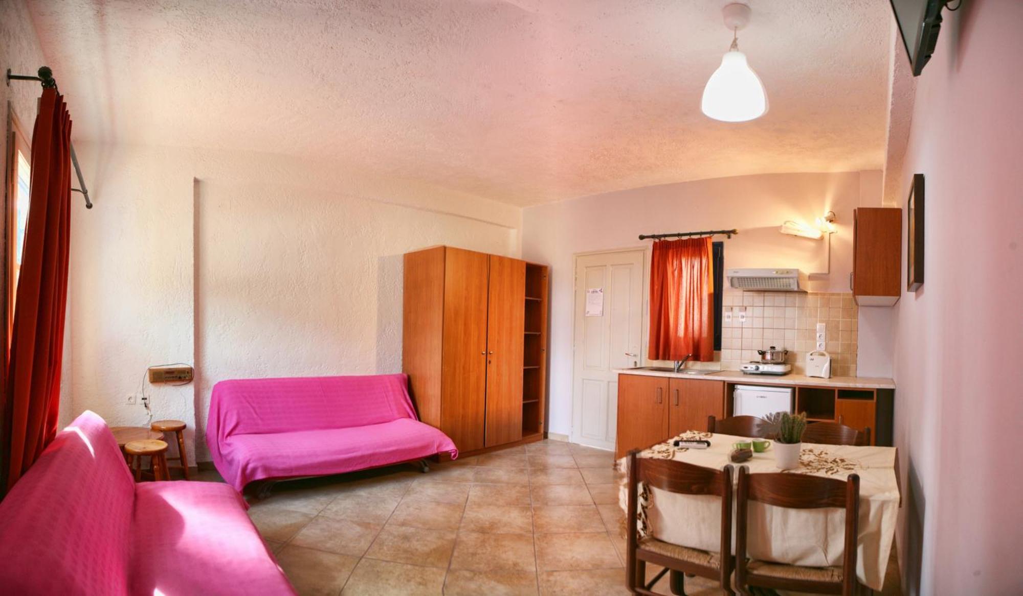 9 Musses Hotel Apartments Skala Mistegnon Habitación foto