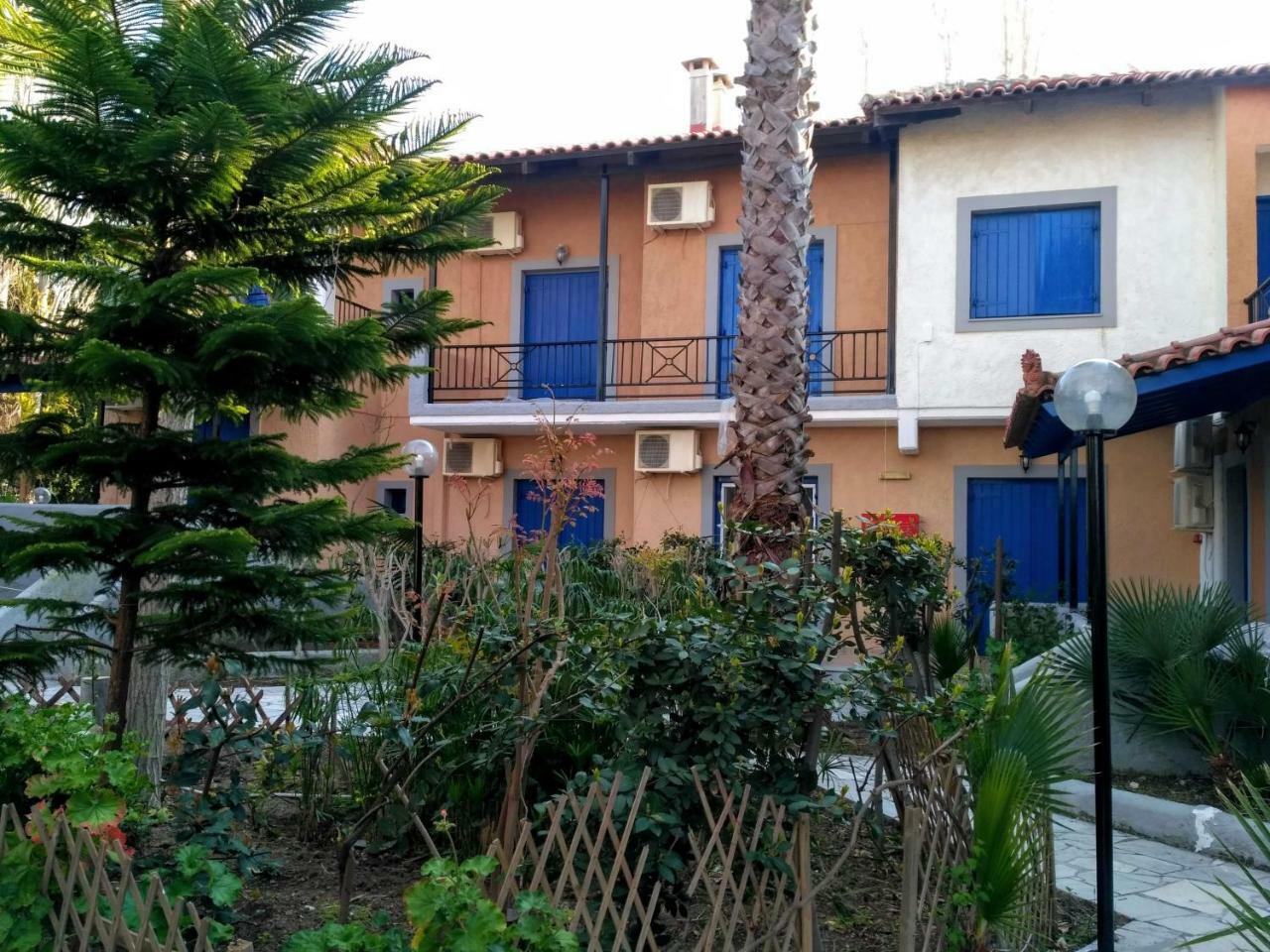 9 Musses Hotel Apartments Skala Mistegnon Exterior foto