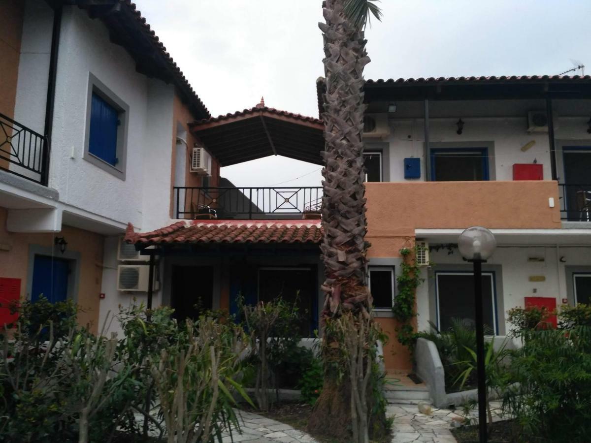 9 Musses Hotel Apartments Skala Mistegnon Exterior foto